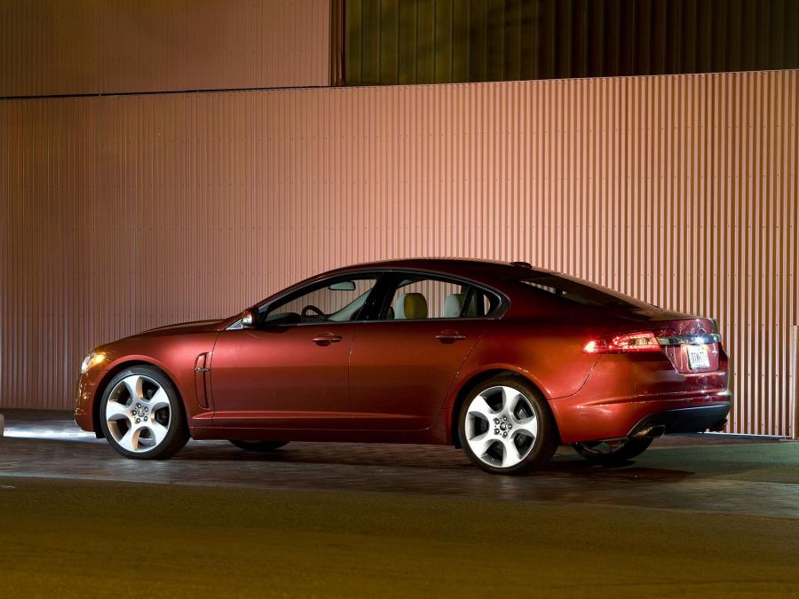  Jaguar XF 2008 года  (US) (фото 23 из 30)